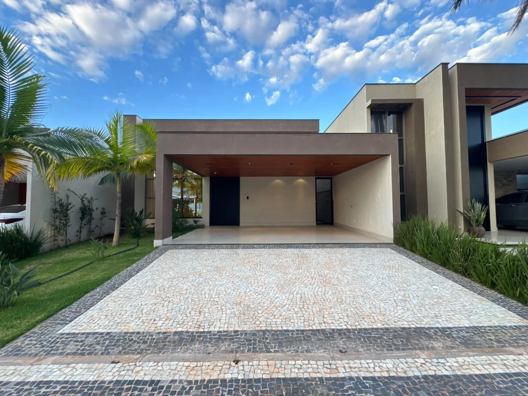 CASA DE ALTO PADRÃO À VENDA NA PONTE ALTA NORTE – GAMA/DF | 3 SUÍTES | LOTE DE 5...