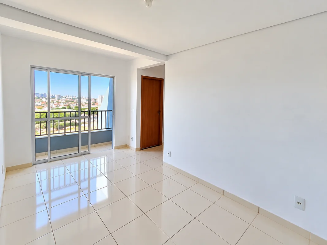 Apartamento de 2 Quartos no Residencial Antônio Menezes QN 317 - SAMAMBAIA SULGr...