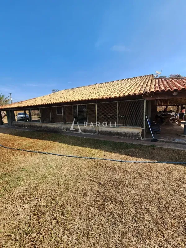 SÃO SEBASTIÃO | 25.250 m² | 4 QUARTOS | POMAR IRRIGADO | ACESSO PRIVATIVOA Barol...