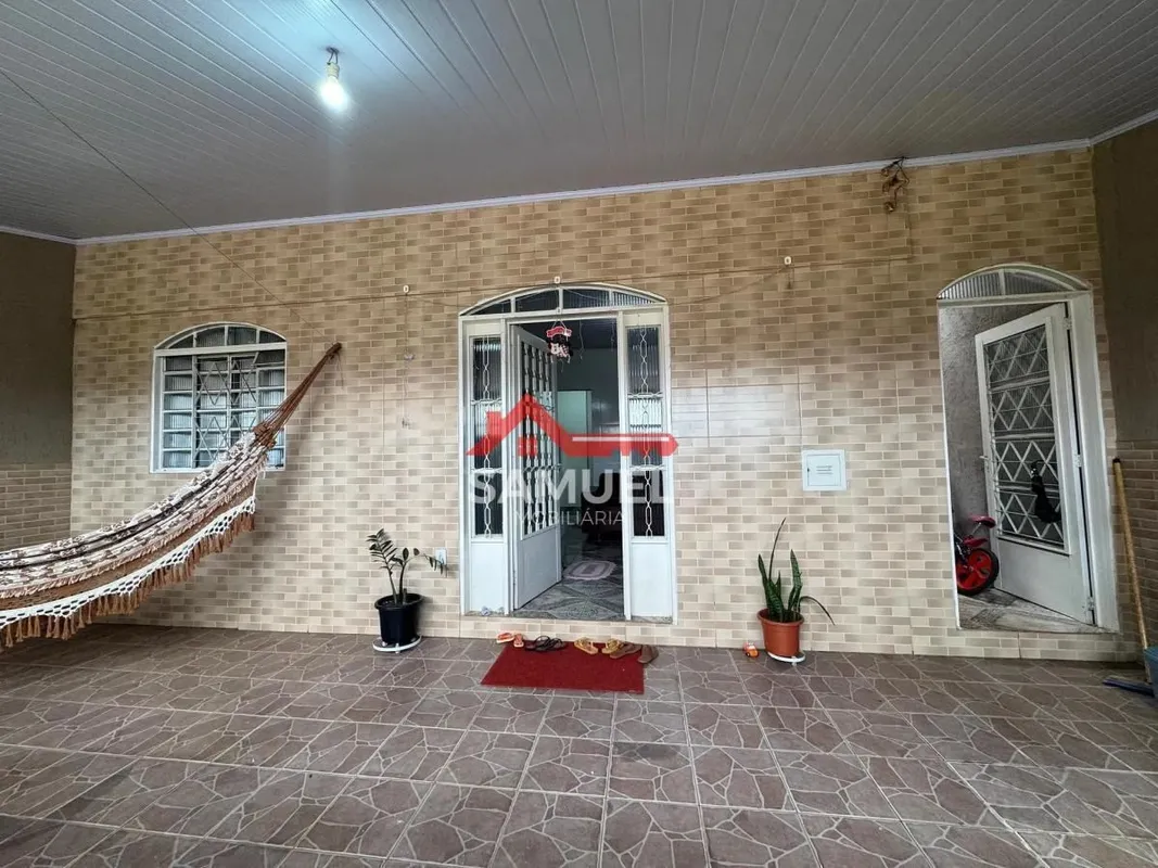 A SAMUEL IMOBILIÁRIA OFERECE EXCELENTE OPORTUNIDADE!!!LINDA CASA NA PRIVILEGIADA...