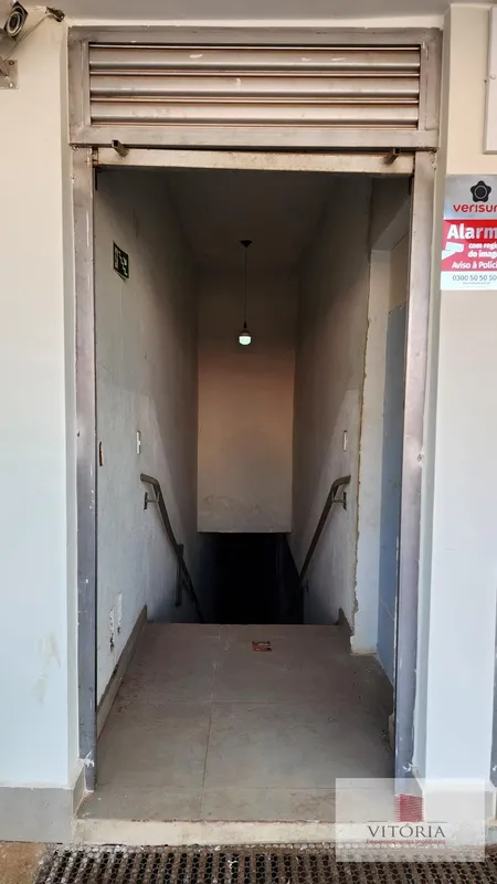Alugo Subsolo no Setor Leste – 275m²Amplo espaço com 275m², perfeito para difere...