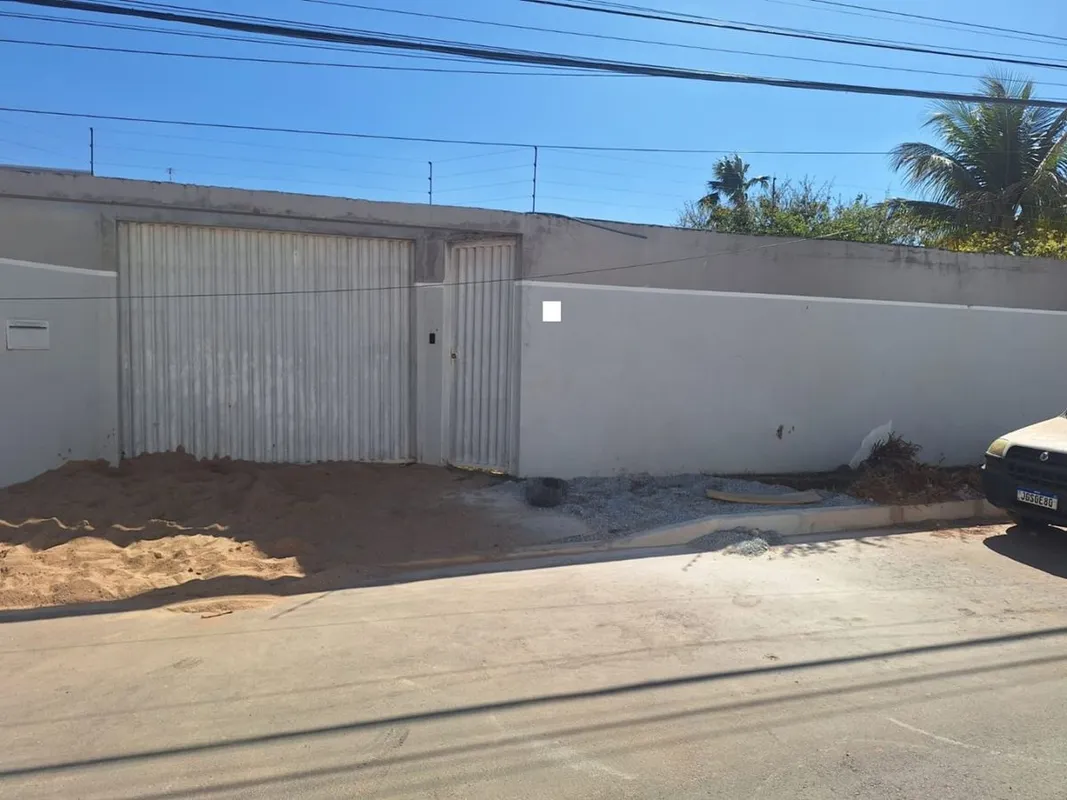 Venha construir o seu lar na melhor rua de Vicente Pires, este lote possui 800 m...