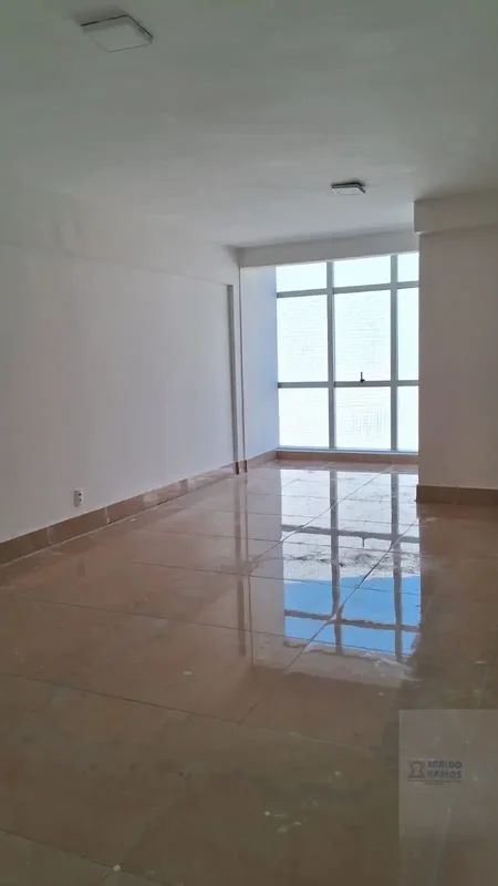 Sala para consultório está localizado no Setor Terminal Norte prédio exclusivo p...