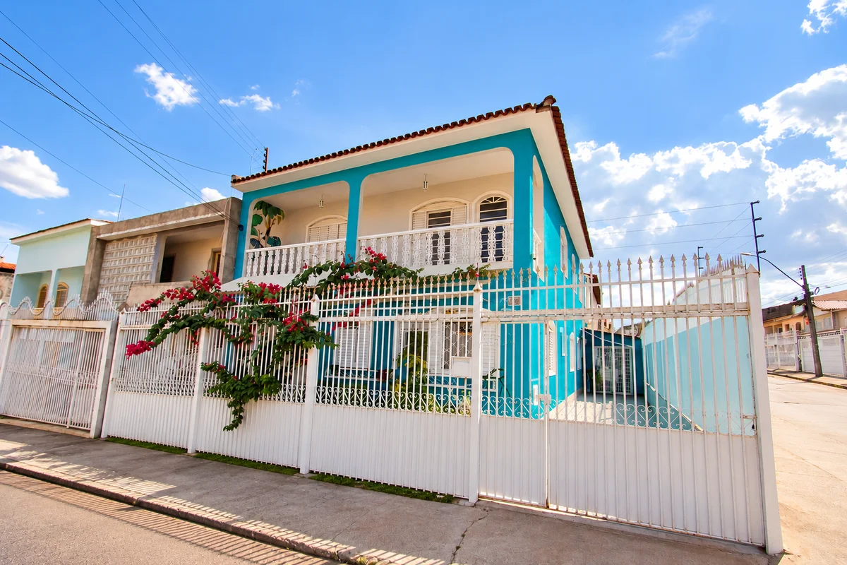 MY HOUSE IMOBILIÁRIA VENDE CASA DE ESQUINA NO NÚCLEO BANDEIRANTE – 5 QUARTOS, 2 ...