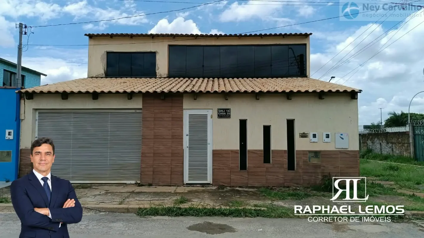 Excelente casa com aproximadamente 280 m² em lote de 250m²Térreo:- Sala de TV;-S...