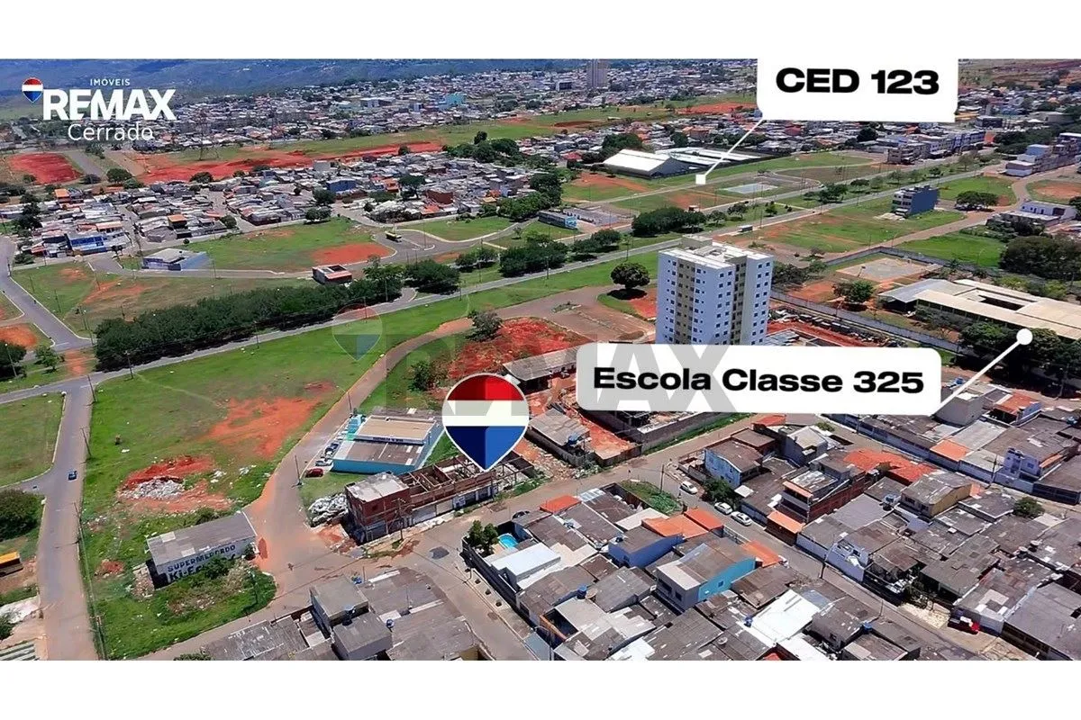 Terreno residencial à venda com ótimo preço! QN 325 Conj BEste incrível terreno ...