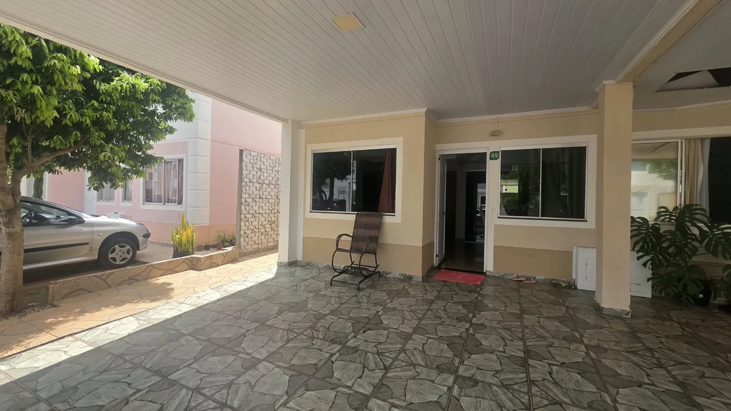 CASA À VENDA NO JARDIM MANGUEIRAL Seu novo lar pode estar aqui! Conforto, espaço...