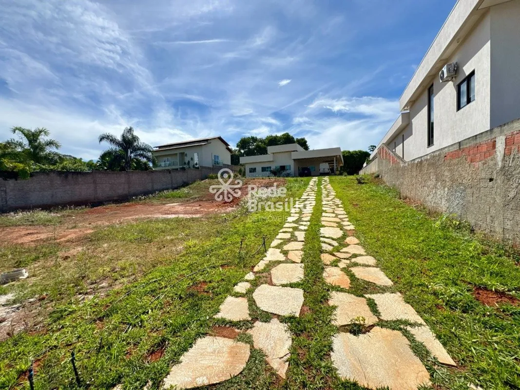 Paz e harmonia é o que definem essa casa!Casa conta com 3.300m² de terreno para ...