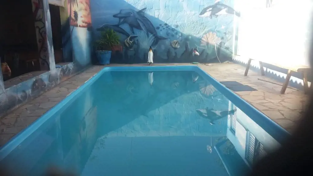 Excelente Casa com terreno Vazado, ou seja, com duas frentes!!! São 360 m² de ár...