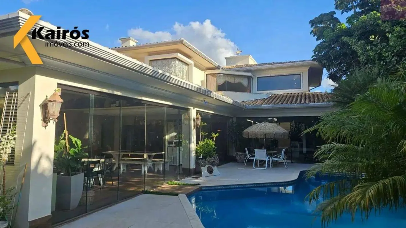 Espetacular residência com 780 m² de área construída, projetada em um conceito h...