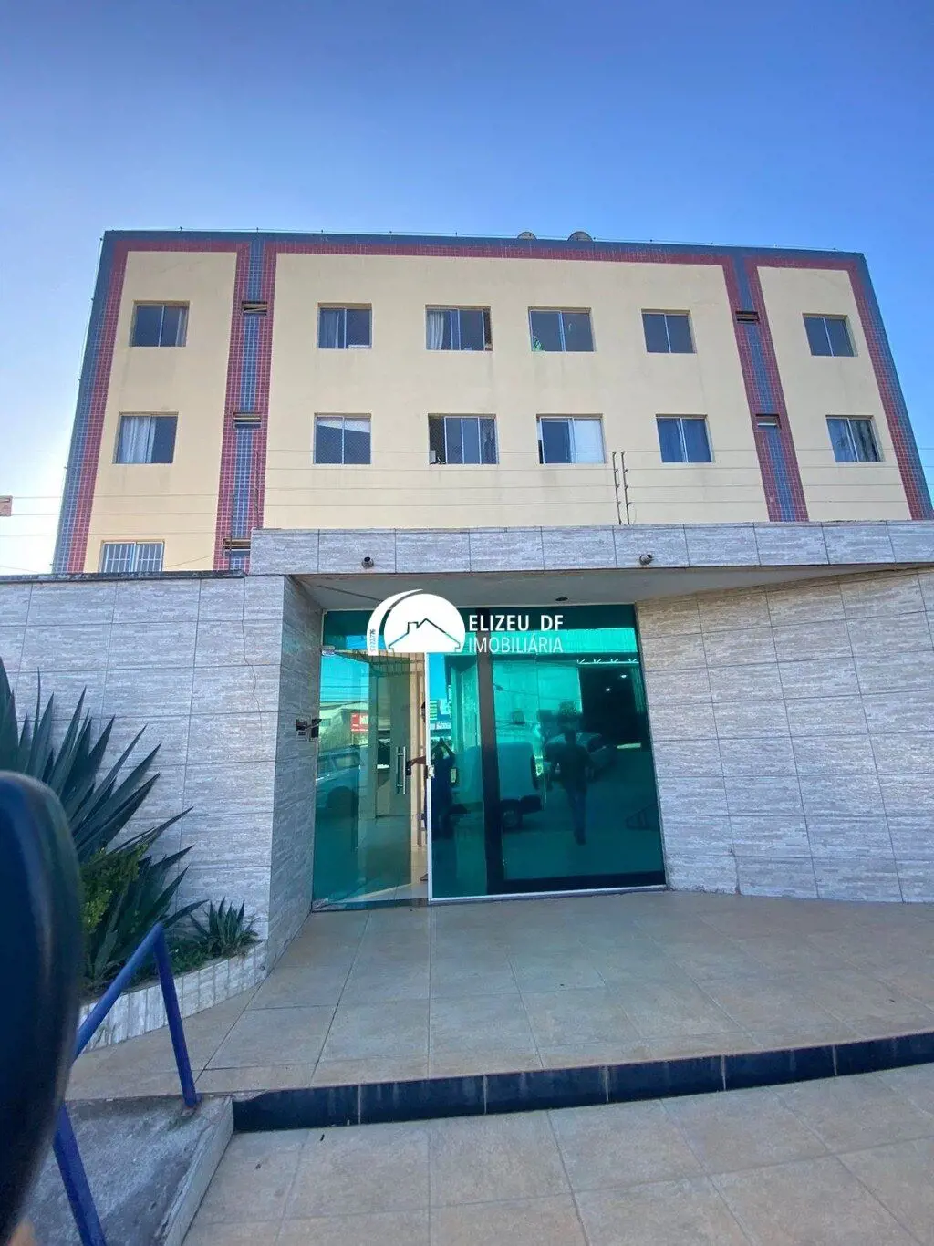 Apartamento na QS 07 RUA 800 do Areal composto por: - 2 quartos com ótima ilumin...