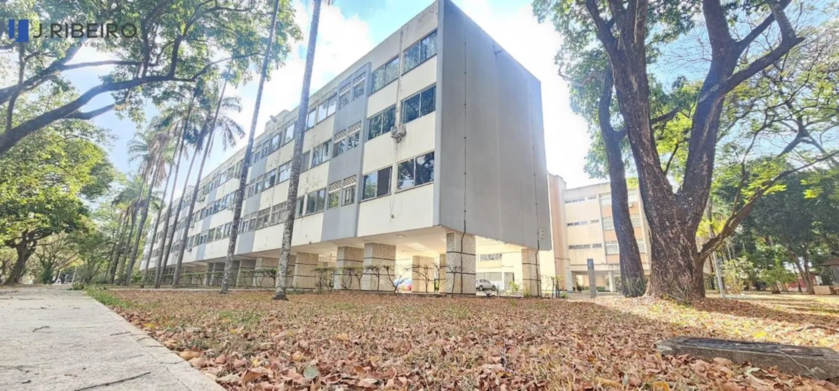  SQS 404 - Bloco E - Nascente - 1° andar - Prédio com elevador - Vista li... 20/...