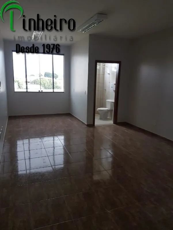 SALA COMERCIAL para Locação01 sala01 banheiros-Não possui condomínio- Rateio da ...