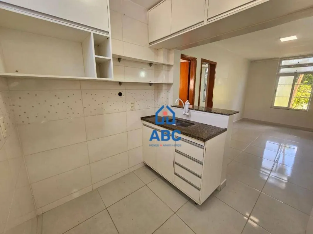 Endereço: SQS 412 Bloco Q Ap. 105 - Primeiro andar (térreo) não necessita subir ...