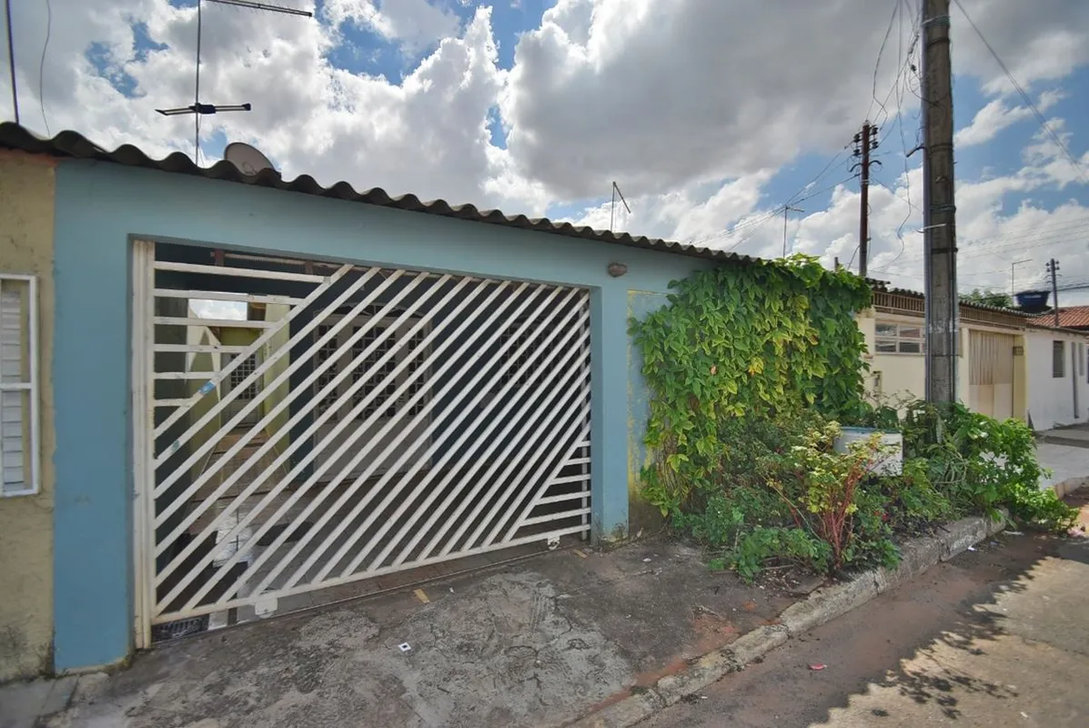 Casa Samambaia Norte2 quartos sala cozinha banheiro Sozinha no loteAceito troca ...