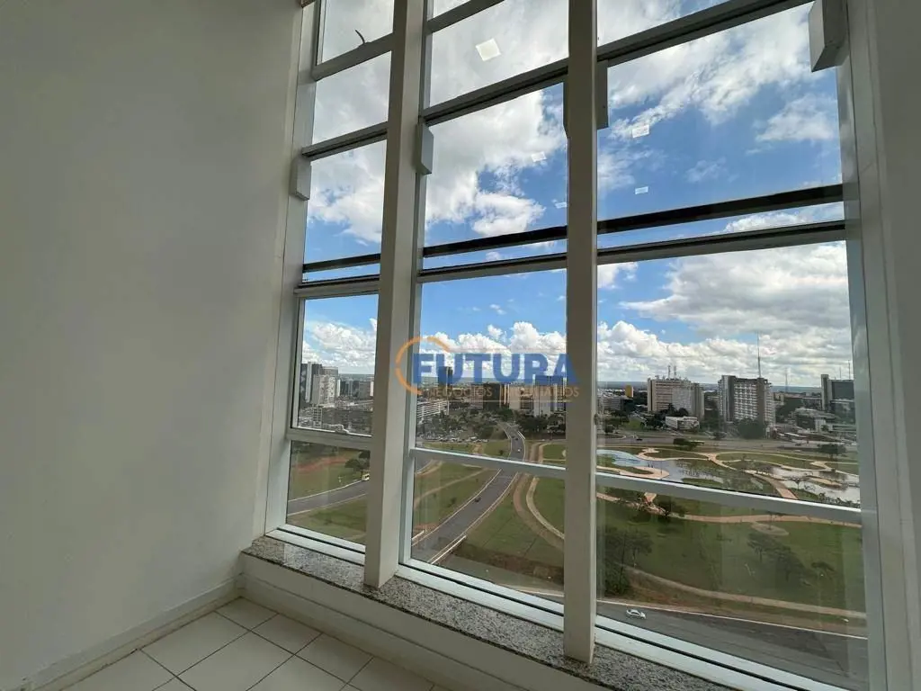 A FUTURA NEGÓCIOS IMOBILIARIOS disponibiliza para LOCAÇÃO: Sala Comercial para L...