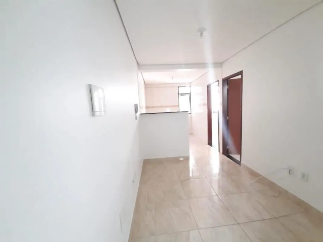 QNF 11 - Apartamento - 02 Quartos;- Sala e cozinha Americana;- Área de Serviço;-...