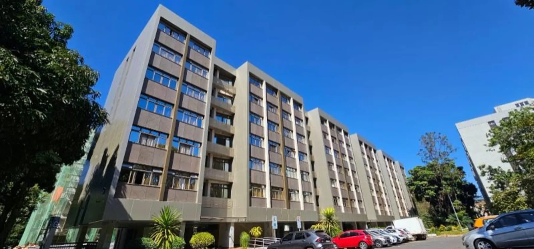 SQN 313 - BLOCO G - Locação apartamento com 110m² úteis aproximadamente. VAZADO,...