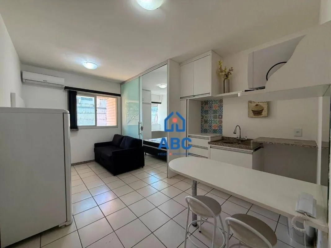 SGAS 905, Bloco C - Terreo, Ed. Central ParkVende-se Linda KIT; Térrea, Vista Li...
