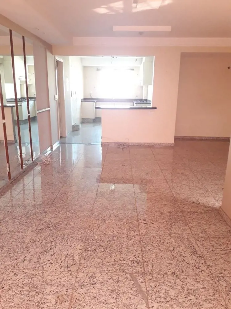 Apartamento 03 quartos, sendo 01 suíte, sala de Estar, circulação;Banheiro Socia...