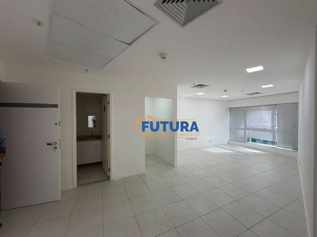 A FUTURA NEGÓCIOS IMOBILIÁRIOS disponibiliza para LOCAÇÃO:Sala Comercial de 38m²...