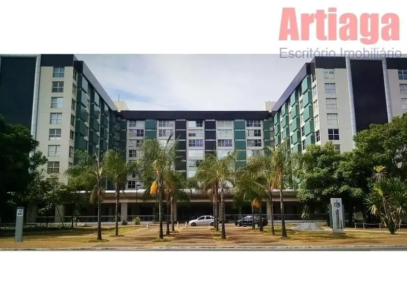 Excelente vaga de garagem no Edifício Multiempresarial, situada no 3º ss.Condomí...