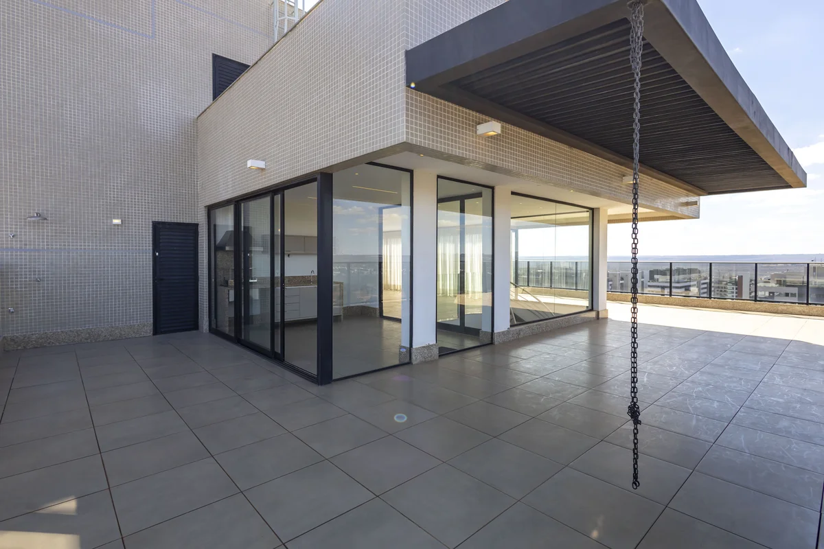COBERTURA DUPLEX &ndash; 613,97m²; - 4 SUíTES &ndash; 6 VAGAS &ndash; CANTO &nda...