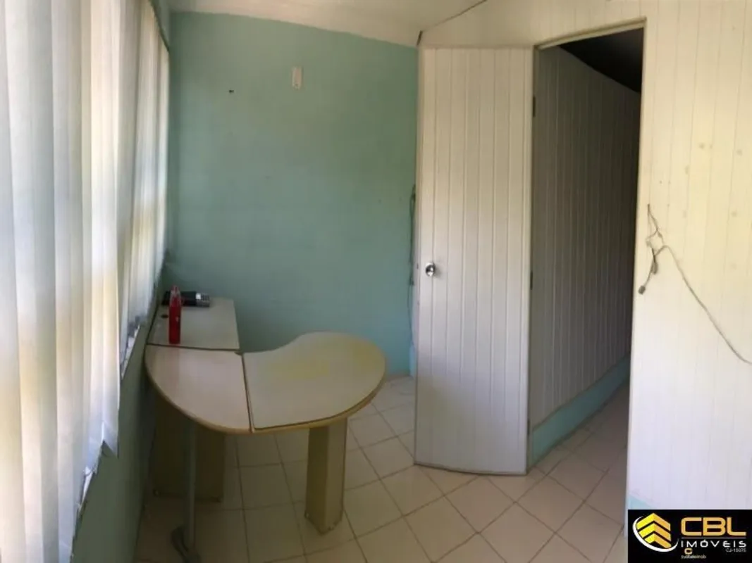 CBL IMOVEIS VENDE Sala com 30m², toda dividida. Na melhor localização da Asa Sul...