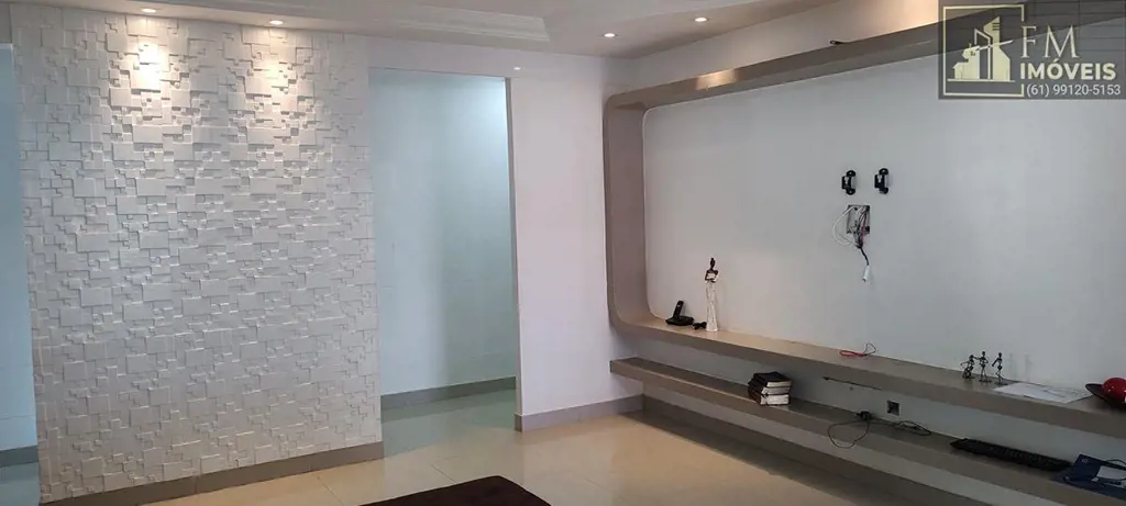 Casa em Vicente PiresRua 3 Condomínio fechadoCasa de 249 m2, em lote de 400 m2 (...