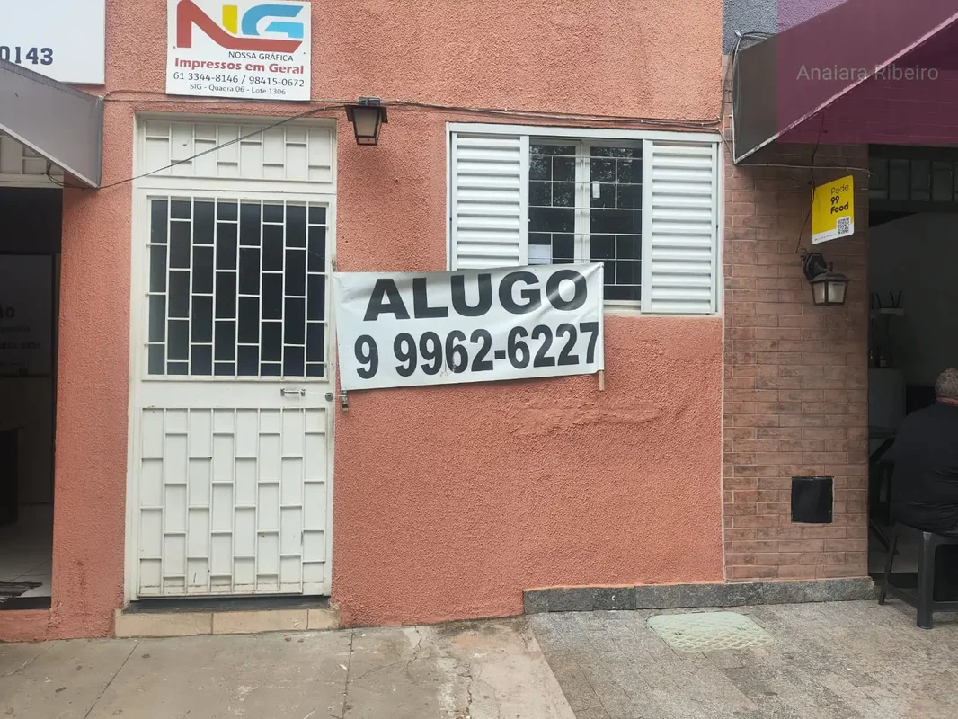 Alugo excelente loja no térreo e sem condomínio!Reformada com 38 m!No SIG/Sudoes...