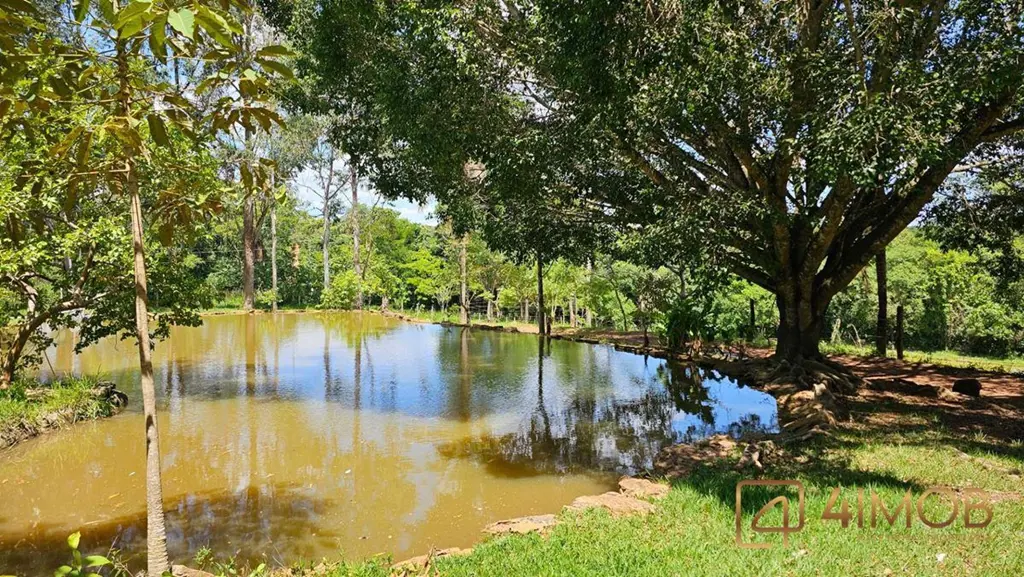 A 4imob vende uma linda fazenda localizada na Cidade Jardim do Ingá, GO. A 50 km...