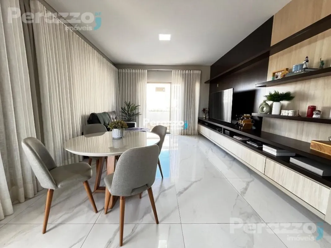 Exclusividade, Espaço e Bem-Estar em uma Casa de Alto Padrão com 4 Quartos no Al...