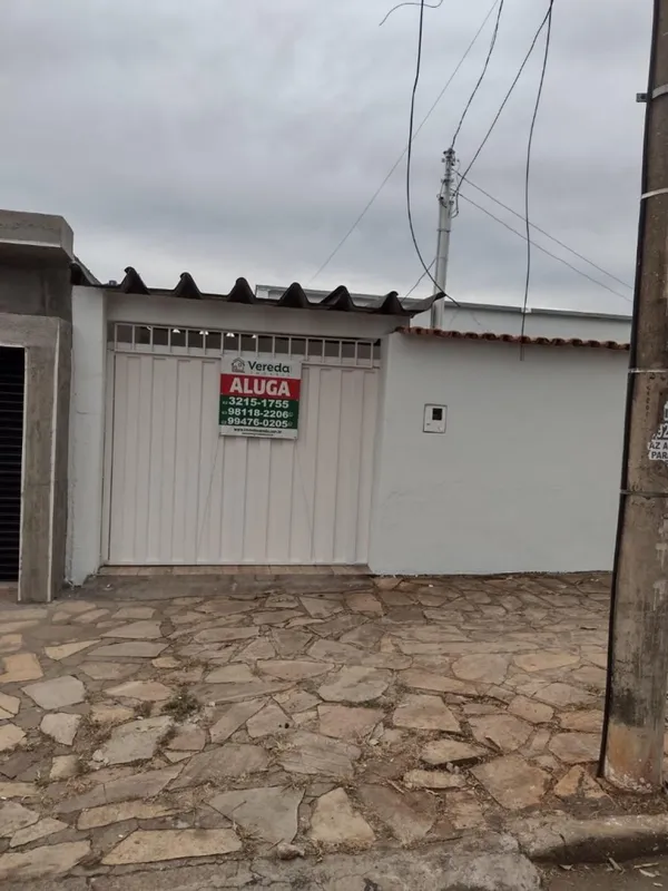 CASA RESIDENCIAL ? BAIRRO FELIZ/GOIÂNIA.Casa com 03 quartos, sala, banheiro soci...