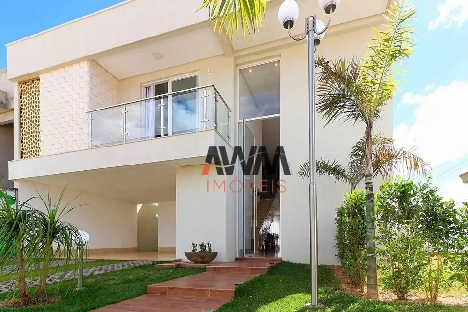 CONDOMINIO GREEN DIAMOND, Sobrados com 4 suites, 4 vagas de garagem e quintal .Á...