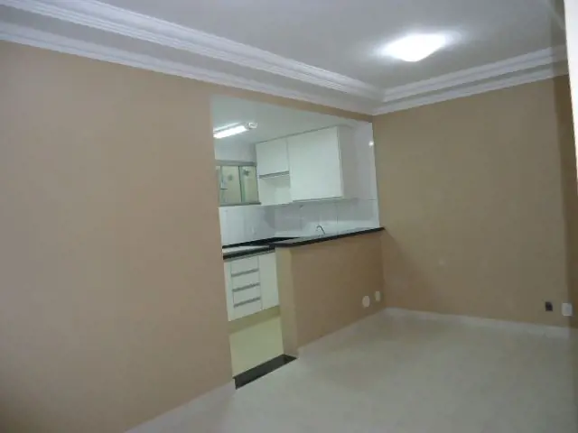 Apartamento composto por sala , 02 quartos, wc social com armário e blindex, coz...