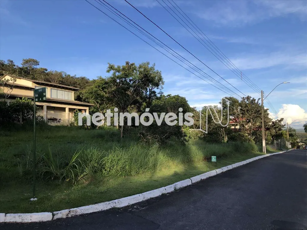 Condomínio Ouro Vermelho I Lote de esquina, com 935,75m2, plano com linda vista!...