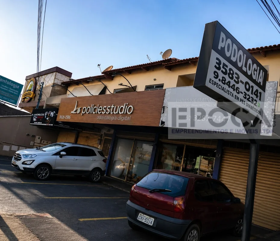 Este apartamento sobreloja oferece ambientes amplos e bem distribuídos, ideal pa...