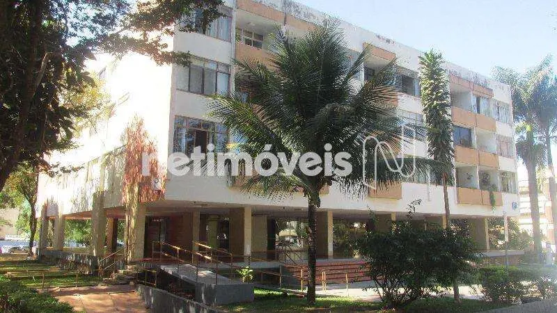 IMÓVEL: Composto de sala, quarto, cozinha, área de serviço e uma vaga privativa ...