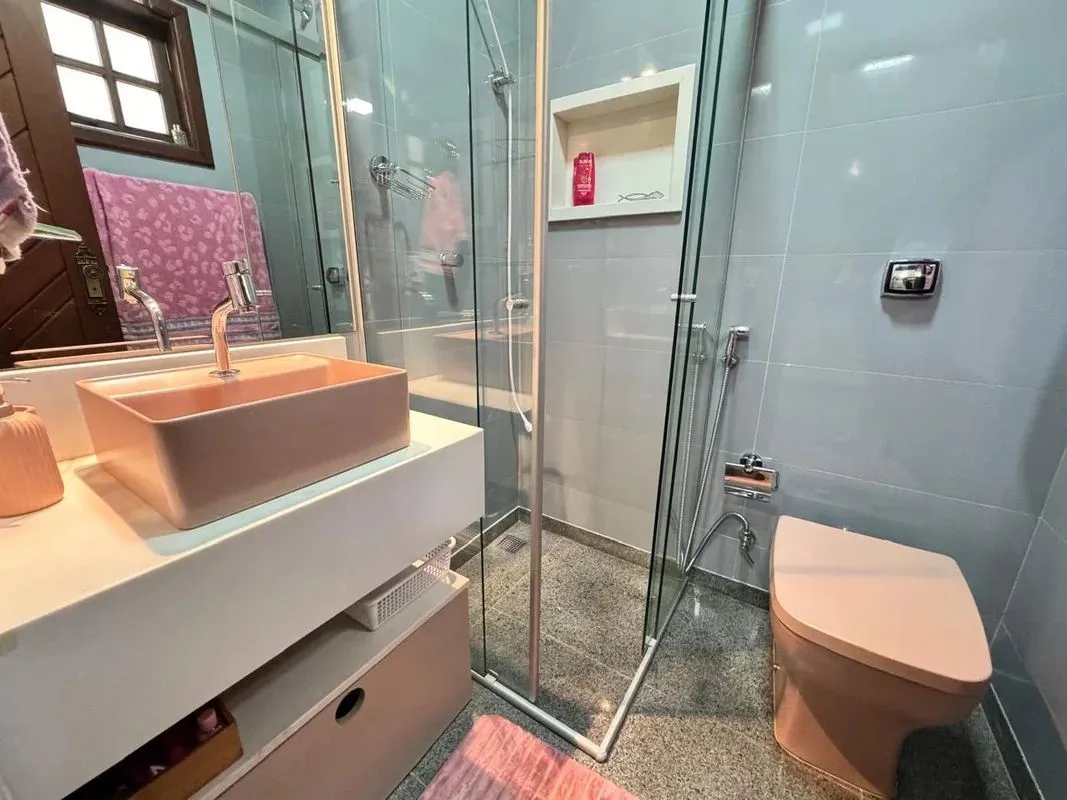 VENDO CASA 4 QUARTOS (3 SUÍTES) NA CANDANGOLÂNDIA - QR 03elt;bregt;Localização p...