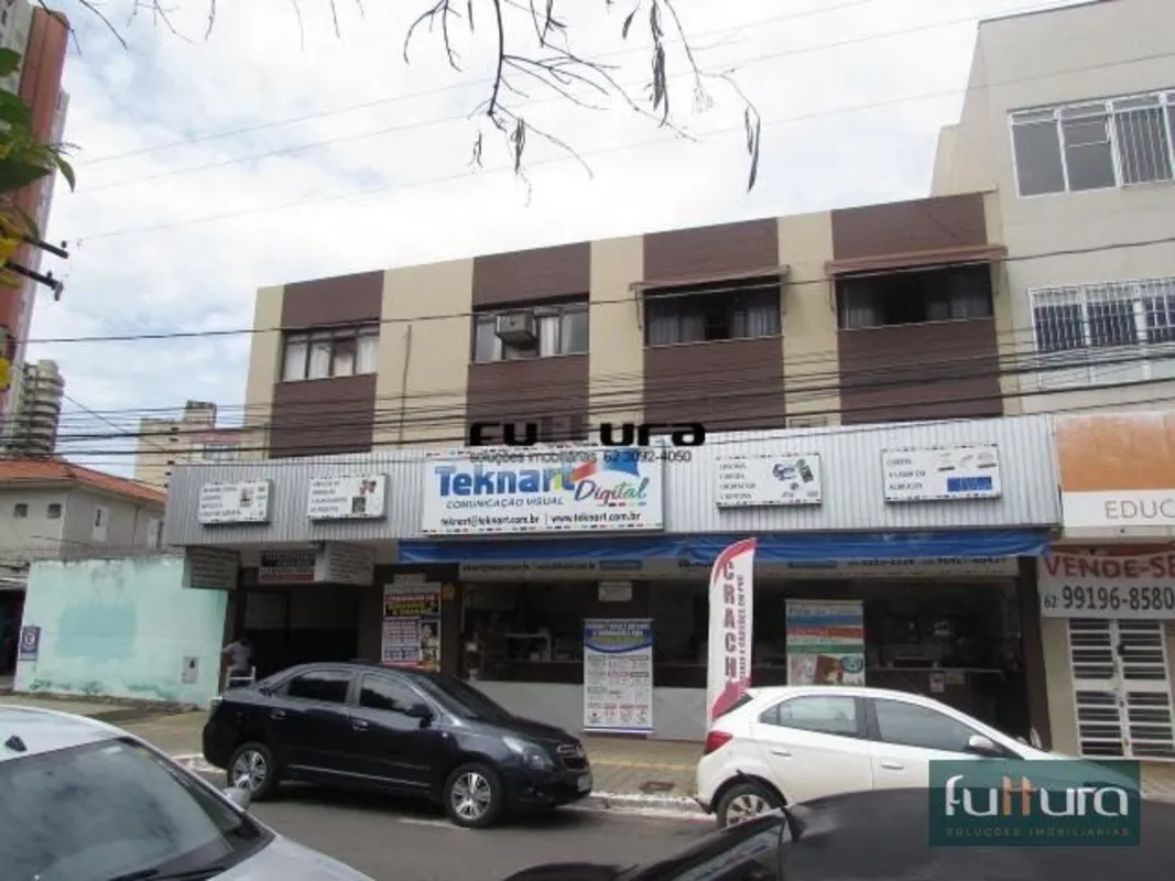 Prédio Comercial no Centro.Prédio Comercial na parte Inferior uma loja com 400 m...