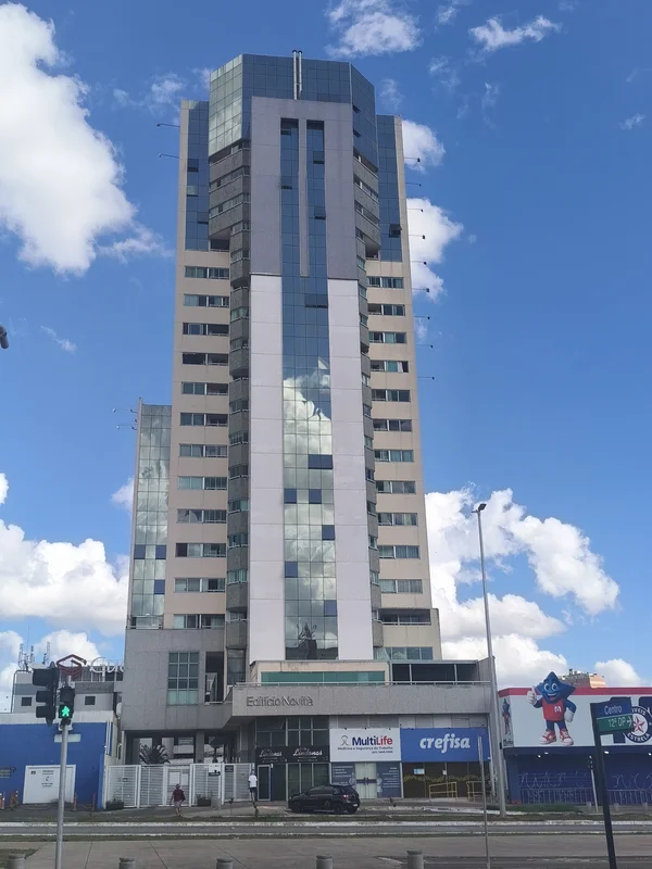 EDIFÍCIO É NO INÍCIO DE TAGUATINGA CENTRO, O PRIMEIRO NA ENTRADA AO LADO TUNEL R...