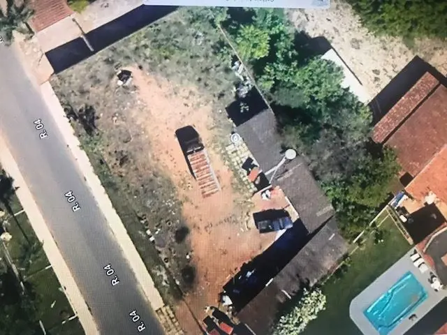 ÁGIO DE LOTE COMERCIAL - ESCRITURADO -ÓTIMO INVESTIMENTO. Medindo 15,645 m de fr...
