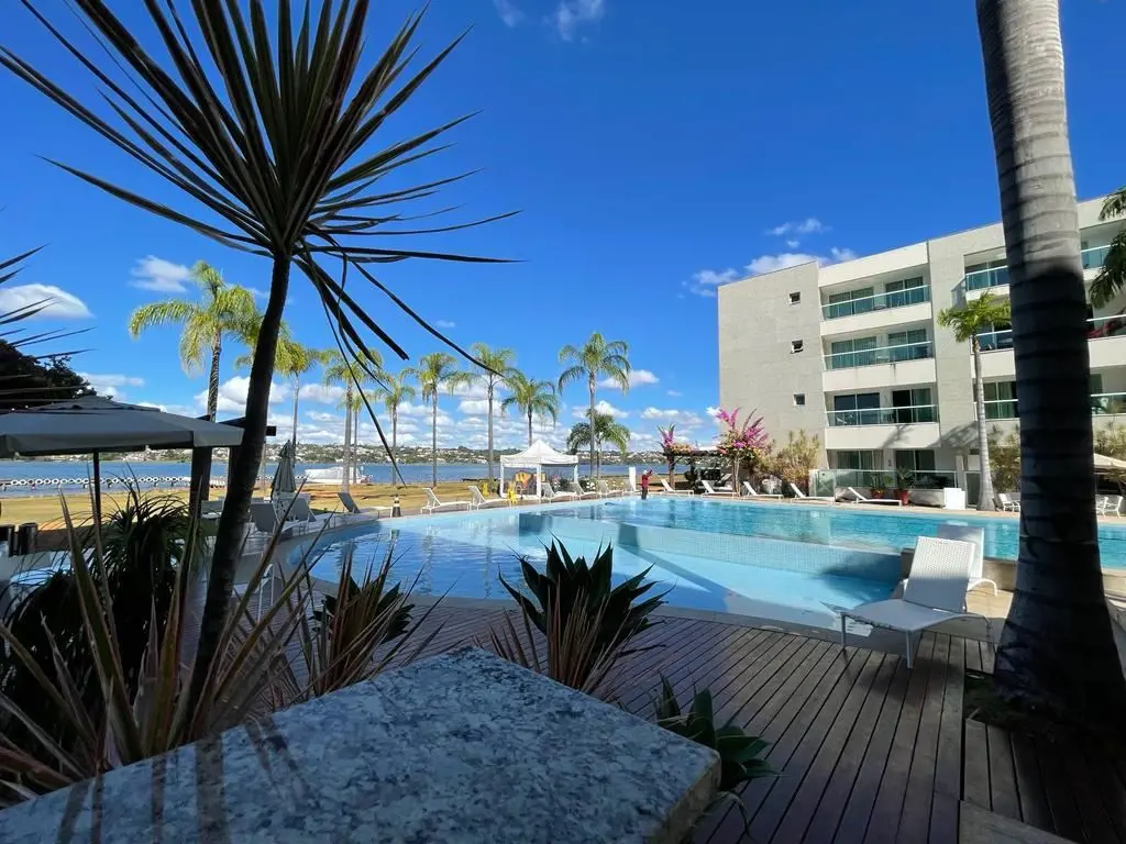 Camarote Brisas do Lago – Vista Lago/PiscinaApartamento reformado e mobiliado, c...