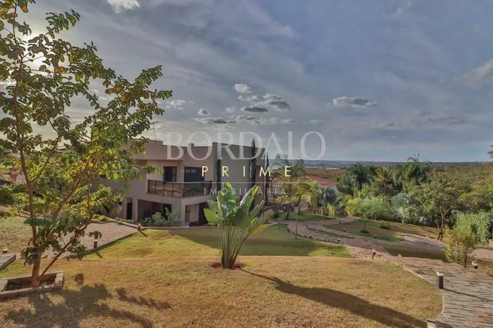 VILLA140446 - Última atualização: 13/06/26 23:31SHIS QI 28 LAGO SULBordalo PRIME...