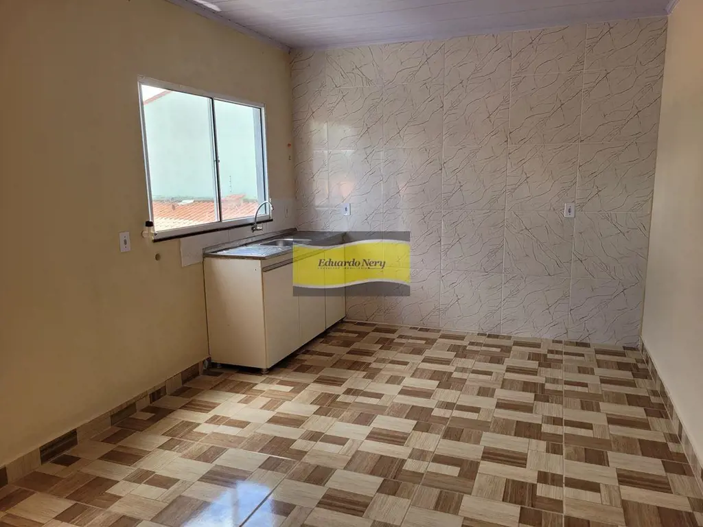 * ÓTIMA LOCALIZAÇÃO *KIT ESPAÇOSA COMPOSTA DE:SALA / COZINHABANHEIRO SOCIALQUART...