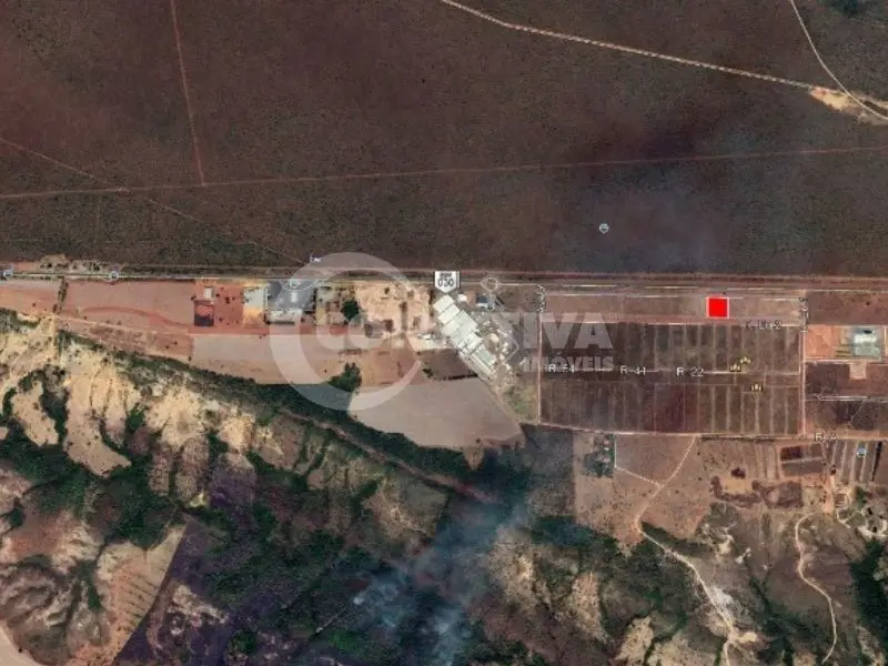  Comentários do corretor: Área plana com 10.000 m², excelente para implantação d...