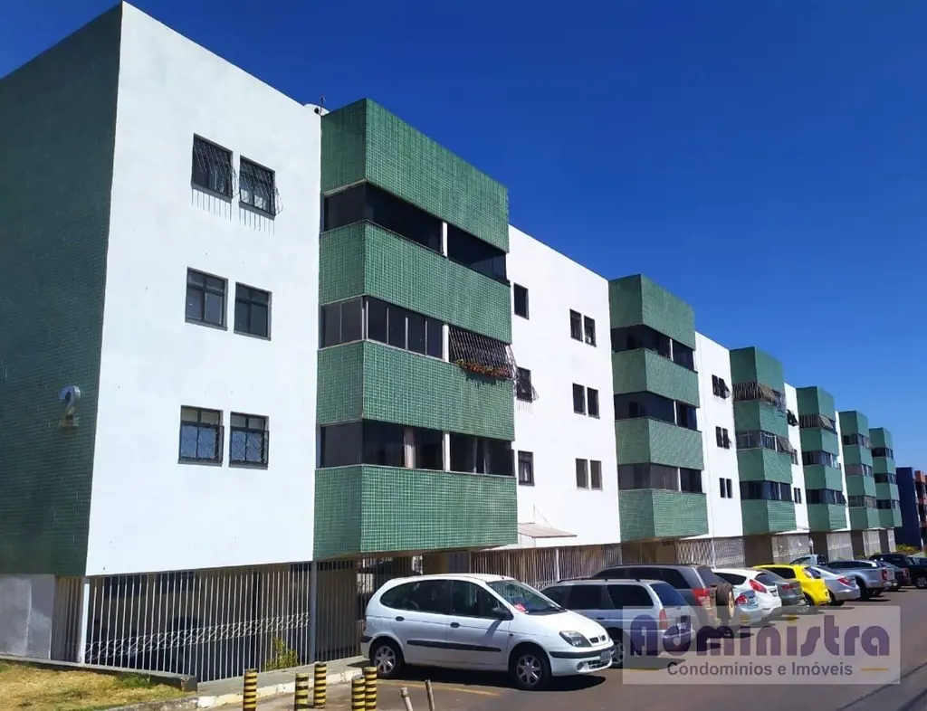 Apartamento na Quadra 2 CJ. A-6 Bl. B, 3 º andar, com 3 quartos com armários, se...