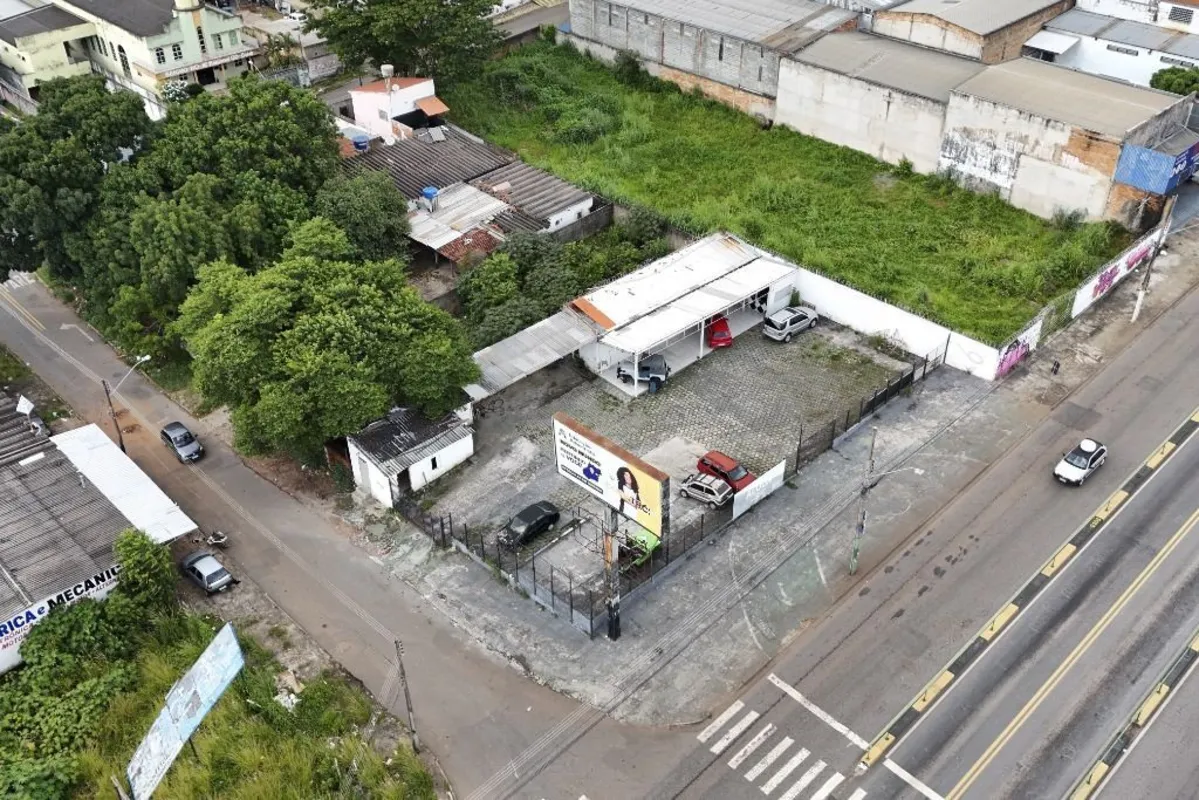 ÃREA COMERCIAL PARA LOCAÃ?Ã?O NO SETOR LESTE UNIVERSITÃRIO O imÃ³vel conta com...