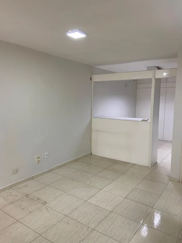 Lettieri aluga: Excelente sala na W3 Sul, área privativa 60m², entrada privativa...