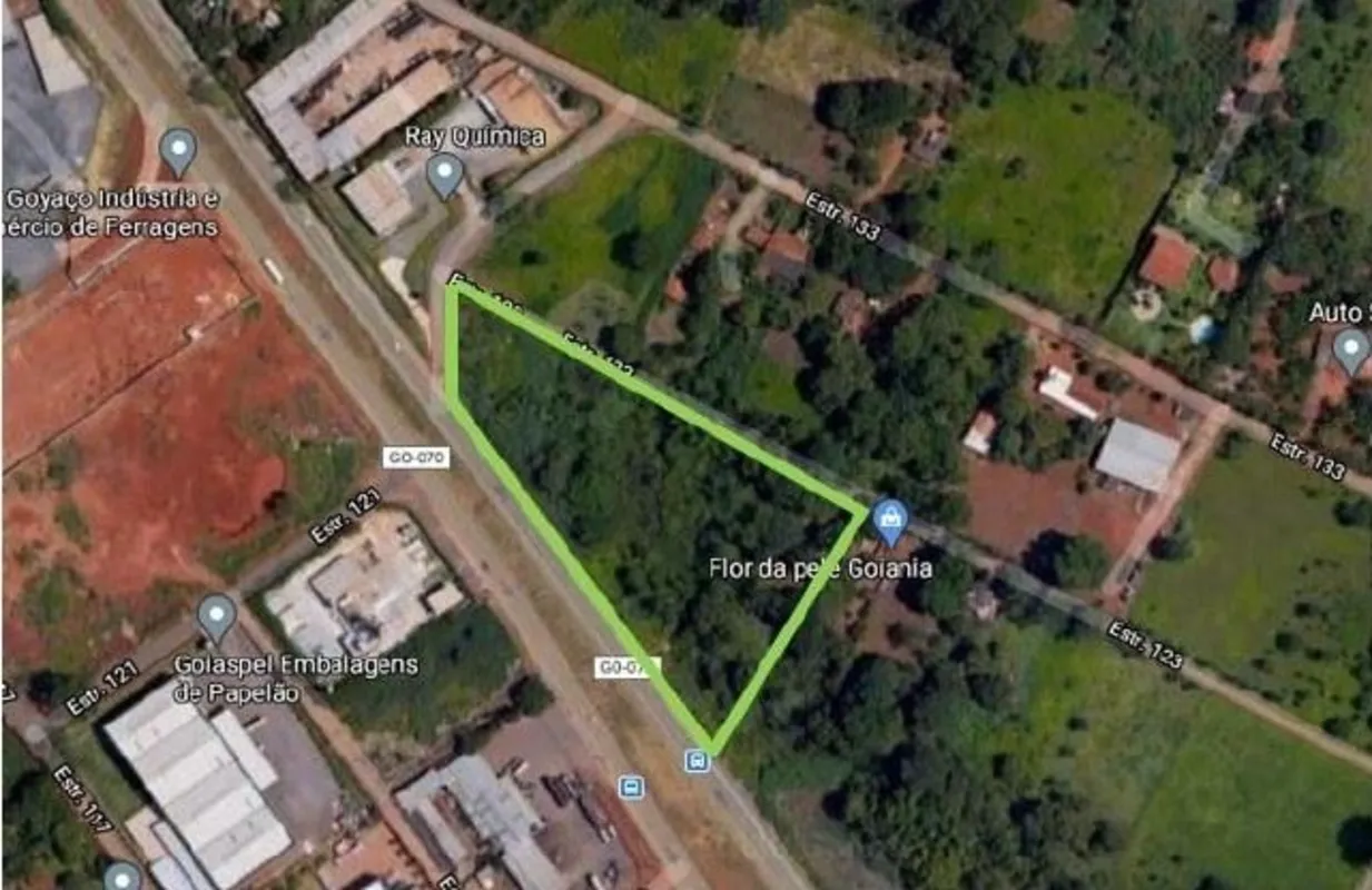 Excelente área às margens da rodovia GO 070. Oportunidade de investimento. Fone:...